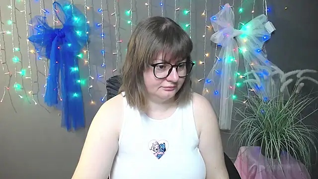 ZannaDreil online show from 11/15/25, 07:10