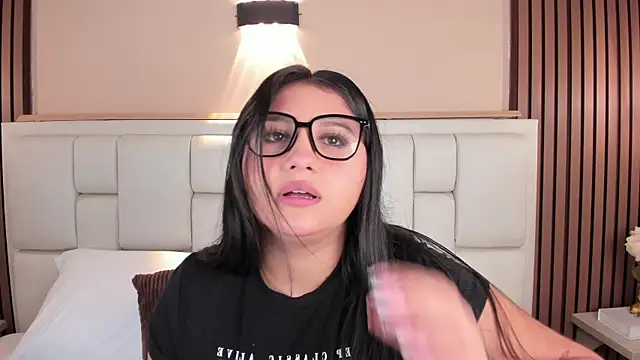 AvyMilton online show from 03/19/26, 11:47