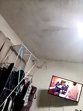 SINUECASTILLO online show from 01/29/25, 09:23