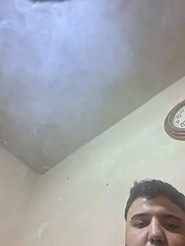 Snapshot of SINUECASTILLO chatting on 02/13/26, 08:49 SINUECASTILLO online show from 02/13/26, 08:49