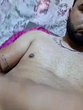 Snapshot of SINUECASTILLO chatting on 03/09/26, 09:08 SINUECASTILLO online show from 03/09/26, 09:08