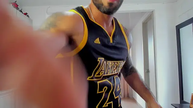 SamirHazard97 online show from 12/19/25, 08:38