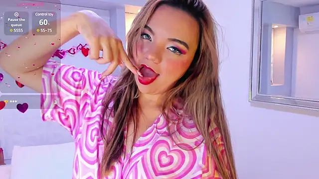 EmilyRouss  online show from 02/08/25, 11:02