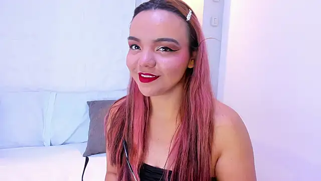 EmilyRouss  online show from 03/03/25, 07:06