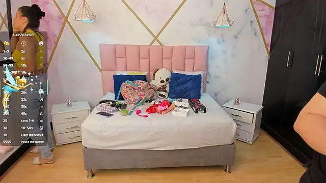 lizortiz online show from 10/03/25, 04:15