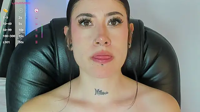 melody suarez online show from 03/12/25, 10:39