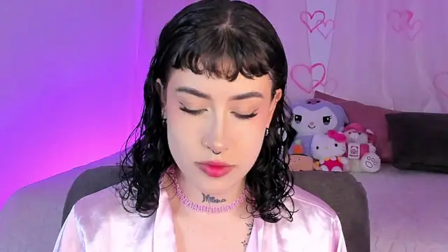 melody suarez online show from 09/12/25, 12:11