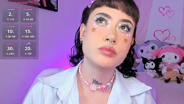 melody suarez online show from 10/28/25, 10:56