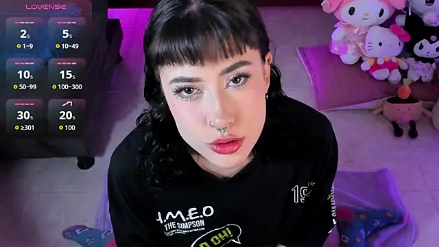 melody suarez online show from 10/29/25, 10:22