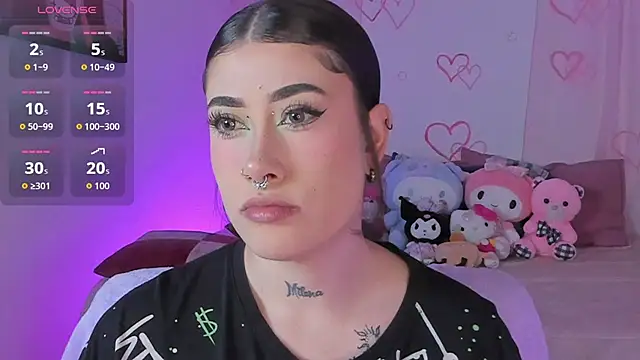 melody suarez online show from 11/22/25, 10:53