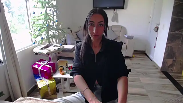 Snapshot of eibby_princess chatting on 12/18/24, 09:51 eibby princess online show from 12/18/24, 09:51