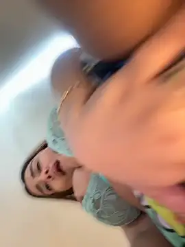 valeria2019hot online show from 04/18/26, 08:42