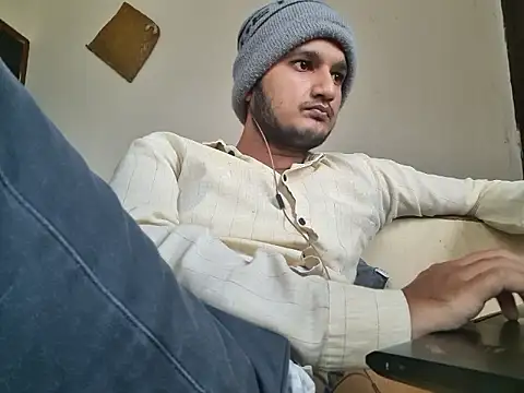 Jonrobinso online show from 09/24/25, 06:17