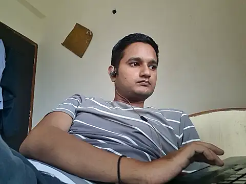 Jonrobinso online show from 10/06/25, 05:27