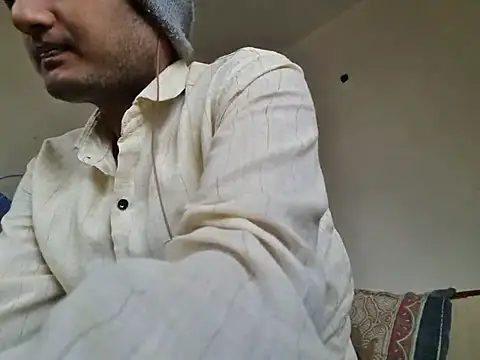 Jonrobinso online show from 12/21/25, 04:41