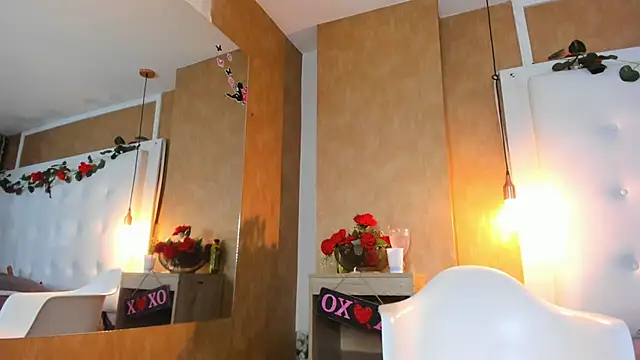  evamilf  online show from 04/09/26, 12:21