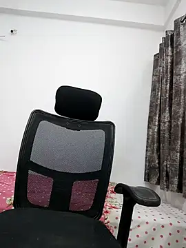 sanaya baby online show from 03/23/26, 05:39