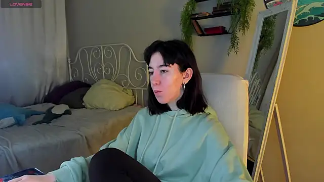 Belle Via online show from 01/18/25, 05:20