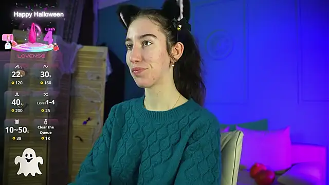 Belle Via online show from 10/31/25, 03:46