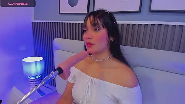 Snapshot of Yuyis_Williams chatting on 12/14/24, 03:51 Yuyis Williams online show from 12/14/24, 03:51