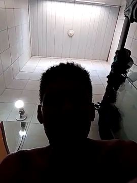 Snapshot of Rdsilva123 chatting on 12/17/25, 01:17 Rdsilva123 online show from 12/17/25, 01:17