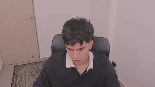 Tony Hoffa online show from 10/05/25, 05:22