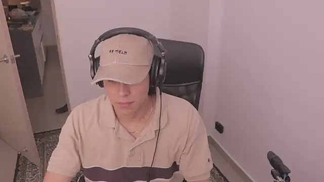 Tony Hoffa online show from 10/31/25, 08:43