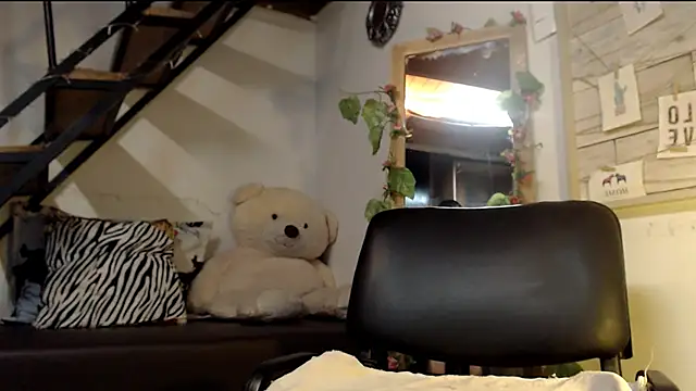 luna sky83 online show from 02/25/25, 05:41