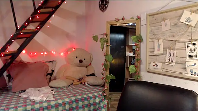 luna sky83 online show from 03/07/25, 01:18