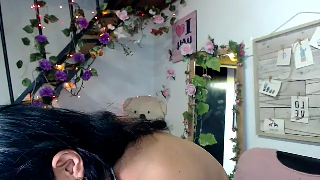 luna sky83 online show from 02/24/26, 07:17