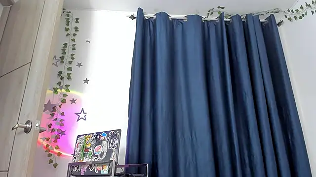 AlyRoses online show from 01/12/25, 01:11