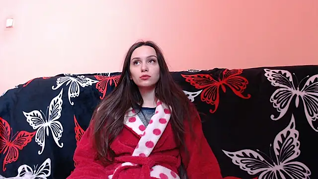 Snapshot of AlmaQueen chatting on 01/09/25, 06:06 AlmaQueen online show from 01/09/25, 06:06