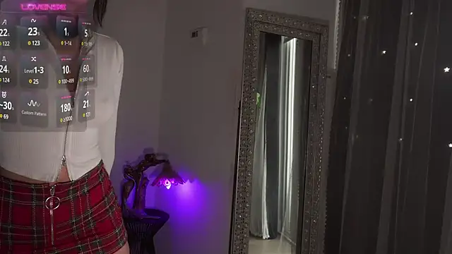 Mysticxkitty online show from 01/06/25, 02:14