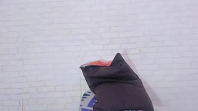 Tiffany mendez online show from 03/01/25, 12:12