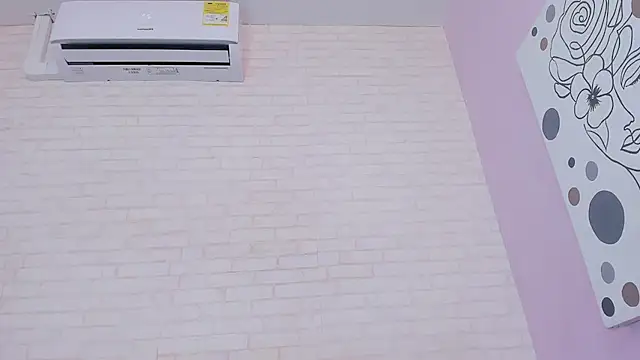 Tiffany mendez online show from 03/17/25, 06:21