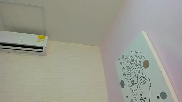 Tiffany mendez online show from 09/19/25, 12:06