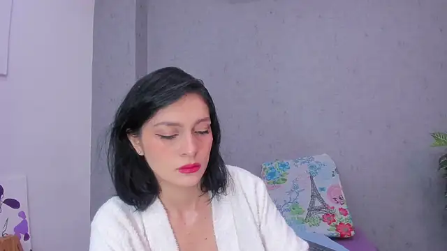 Tiffany mendez online show from 11/28/25, 12:19