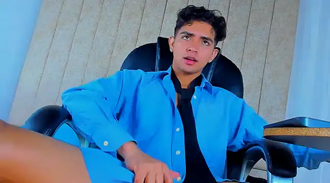 Snapshot of Muichiro_tokito1 chatting on 03/08/25, 04:12 Muichiro tokito1 online show from 03/08/25, 04:12