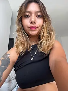 amanda-medrano1 online show from 01/23/25, 05:21