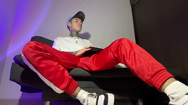 Saturno v online show from 03/12/25, 10:16