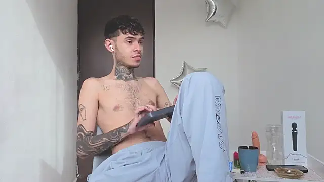 Saturno v online show from 09/21/25, 10:17