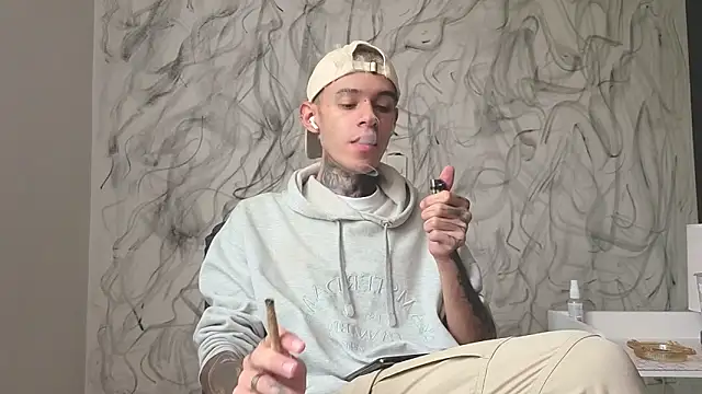 Saturno v online show from 10/11/25, 03:32