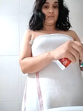 Snapshot of WasabiiiiiiChan24 chatting on 10/20/25, 01:55 WasabiiiiiiChan24 online show from 10/20/25, 01:55