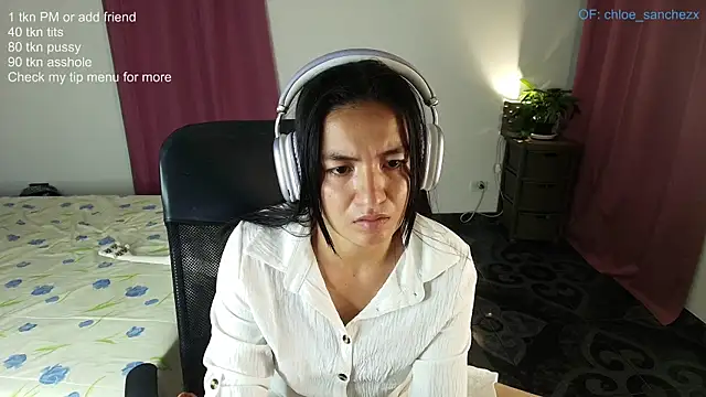 ChloeSanchezx online show from 04/07/26, 11:59