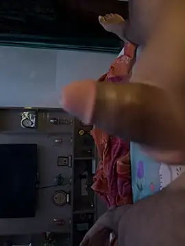 Snapshot of hornyyyy_guyyyy chatting on 03/11/25, 07:03 hornyyyy guyyyy online show from 03/11/25, 07:03