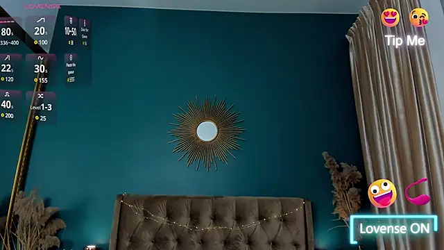 CalyMoon online show from 01/21/25, 02:43