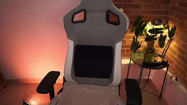 anyacutex online show from 01/06/25, 10:58