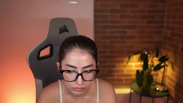 anyacutex online show from 01/17/25, 10:34