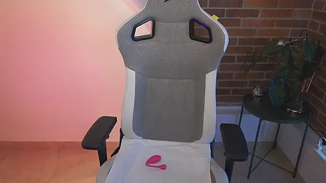 anyacutex online show from 03/16/25, 09:37