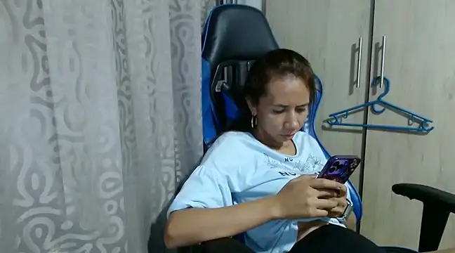 Snapshot of Erotic_latina chatting on 01/18/25, 02:14 Erotic latina online show from 01/18/25, 02:14